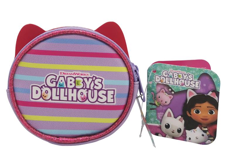 Variante del monedero de DJ Cat Hood con su capucha característica, mostrando el logo de "Gabby's Dollhouse" en el fondo