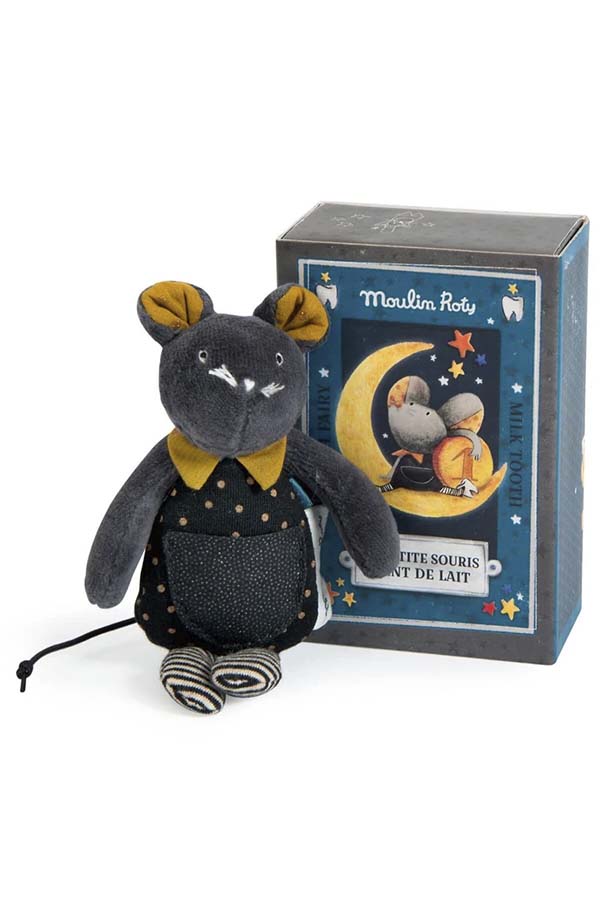 Incluye el peluche del Ratoncito Pérez y su elegante caja decorativa. Este set de Moulin Roty combina diseño y funcionalidad para guardar los dientes de leche mientras crea recuerdos inolvidables.