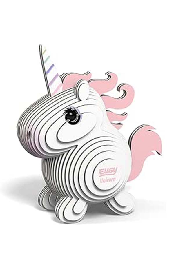 Una vez montado, el Unicornio Rosa de Eugy cobra vida con sus suaves tonos rosados y su encantador diseño. Este modelo no solo es una actividad divertida, sino también una decoración mágica para cualquier habitación.