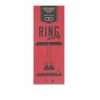 Imagen de la caja del juego "Ring Swing" de Gentlemen’s Hardware. La caja es de color rojo con ilustraciones en negro del juego, mostrando su estructura de madera con dos anillos colgantes. Se aprecia el logotipo de Gentlemen's Hardware y la inscripción "Games Supply".