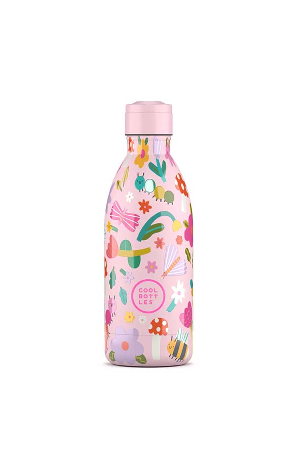 Botella reutilizable infantil con divertido diseño de insectos, flores y naturaleza sobre fondo rosa. Fabricada en acero inoxidable con tecnología térmica para mantener las bebidas frías y calientes durante horas.