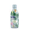 Botella reutilizable infantil con ilustraciones de montaña, camping y naturaleza. Fabricada en acero inoxidable con aislamiento térmico para mantener las bebidas frías y calientes durante horas.